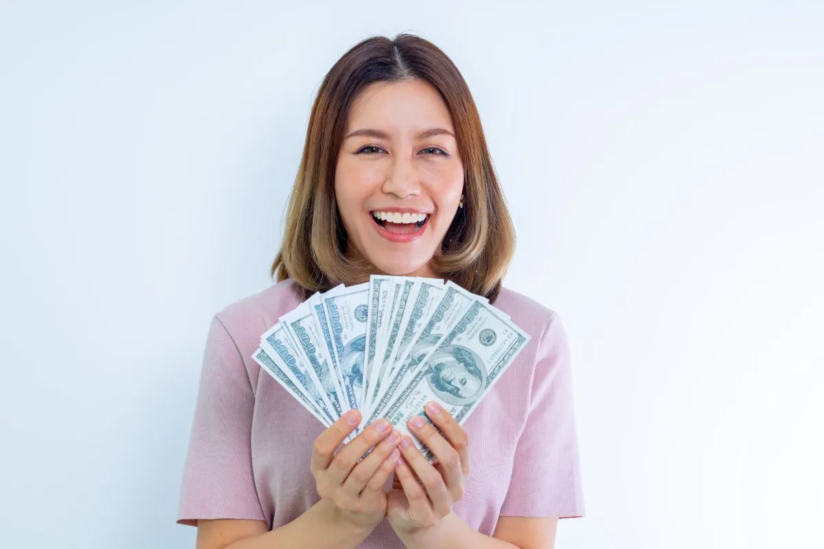 في يوم ميلاد زوجها تربح اليانصيب