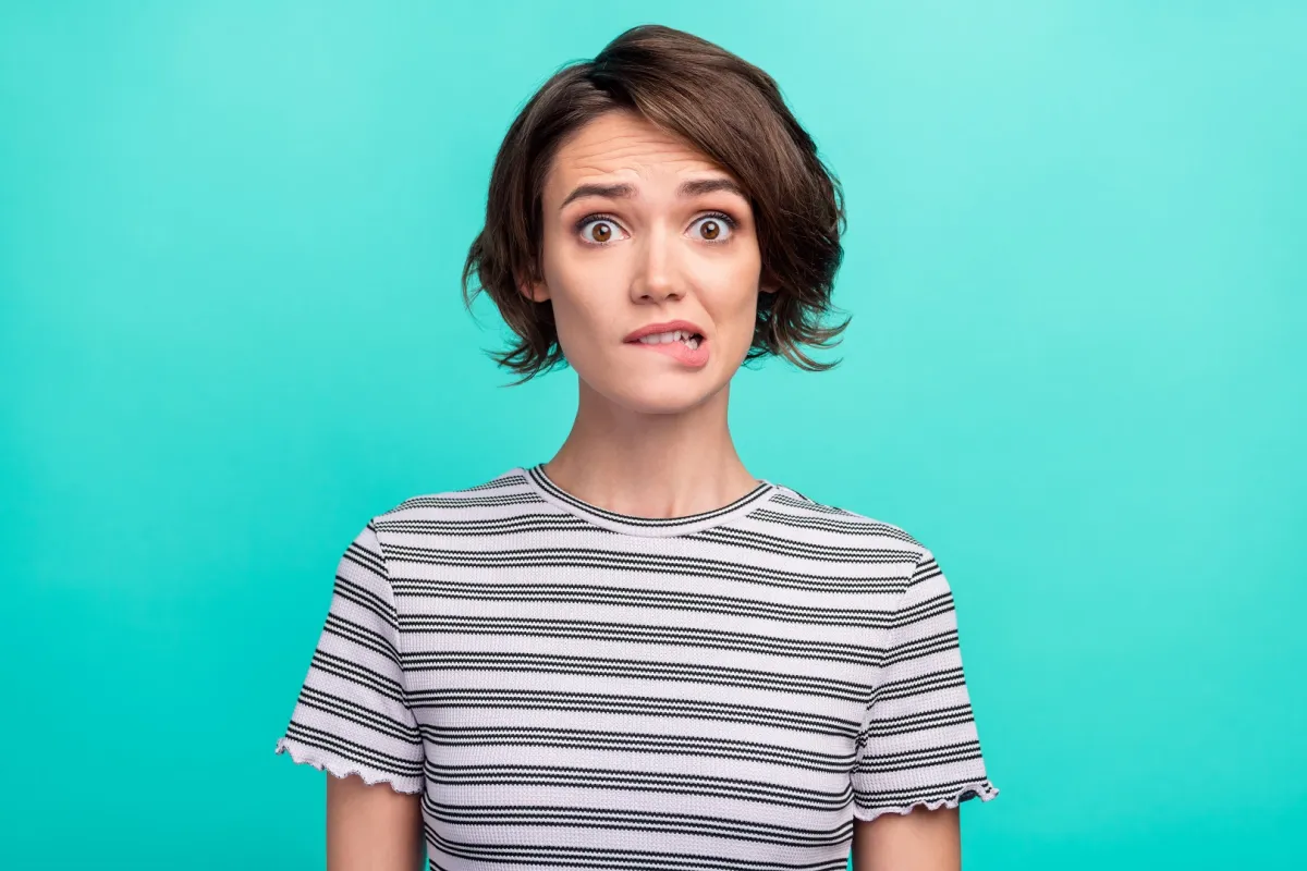 الفرق بين الخجل والرهاب الاجتماعي كبير..تعرفي عليه للتغلب على مخاوفكِ (المصدر: Adobe.Stock)