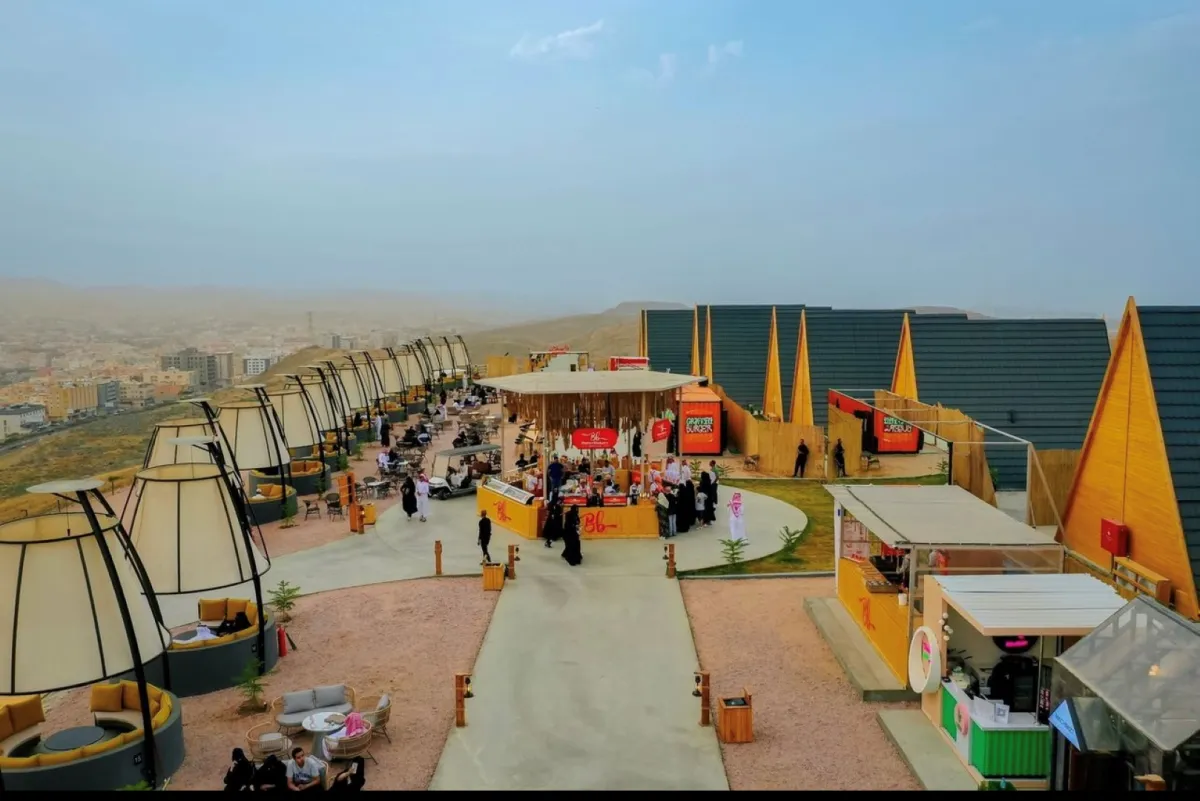 منطقة ترحاب الترفيهية في عسير