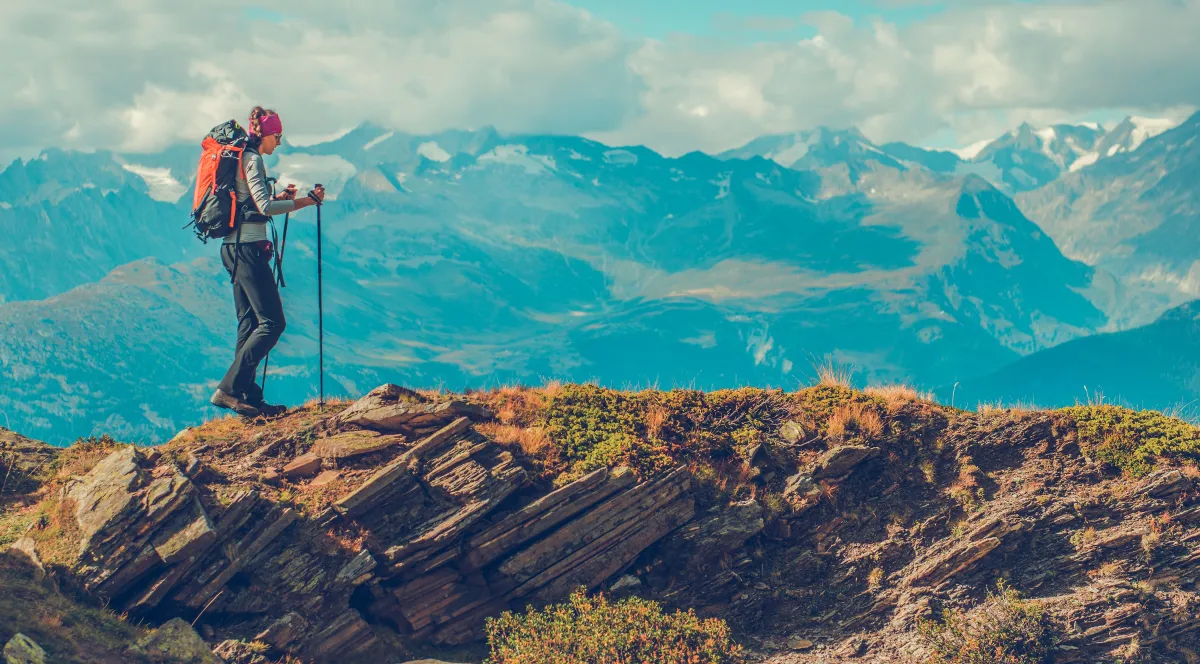 الاستمرار بالتنزه سيرًا على الأقدام