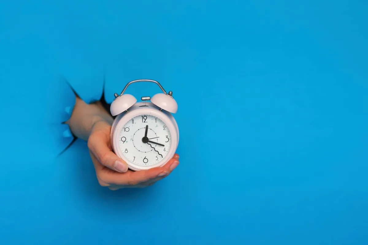 عدم العمل لساعات طويلة 