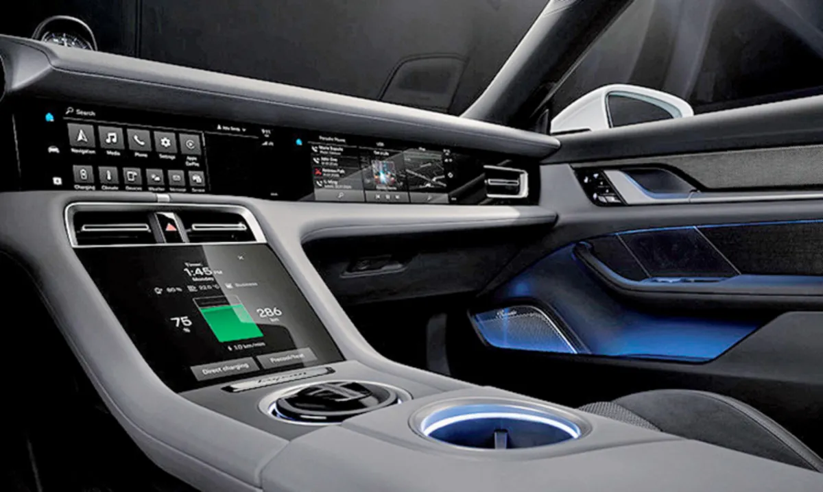 نصائح للحفاظ على تابلوه السيارة من التشقق