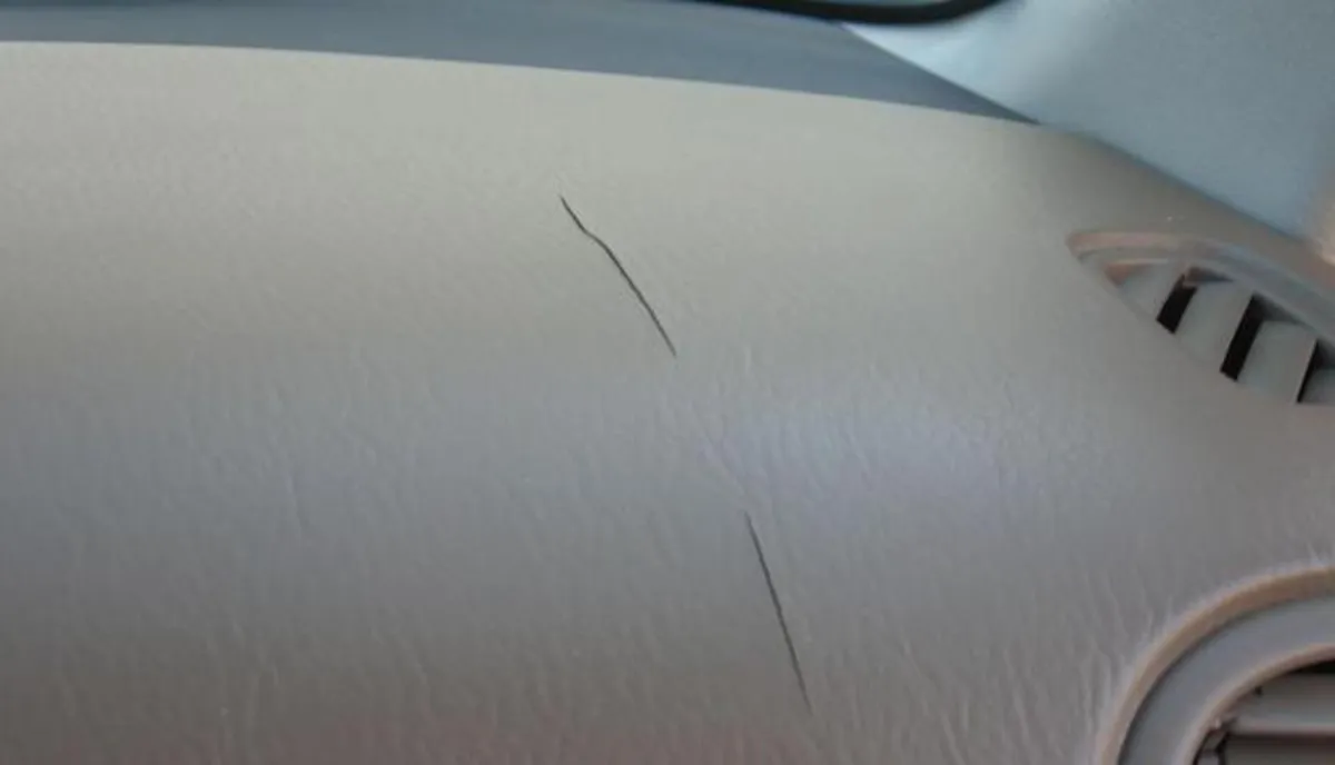 نصائح للحفاظ على تابلوه السيارة من التشقق