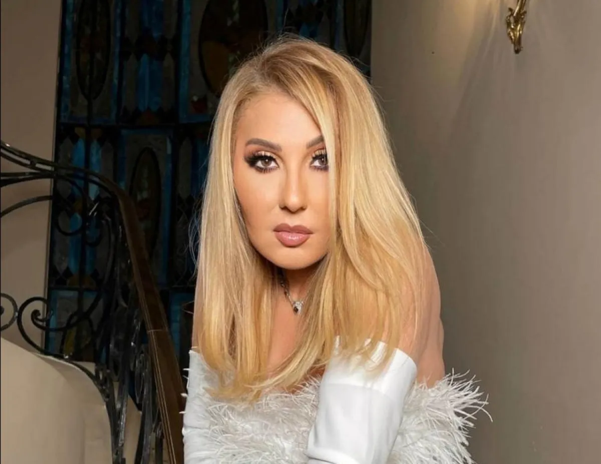 نادية الجندي - الصورة من حسابها الخاص على الفيس بوك