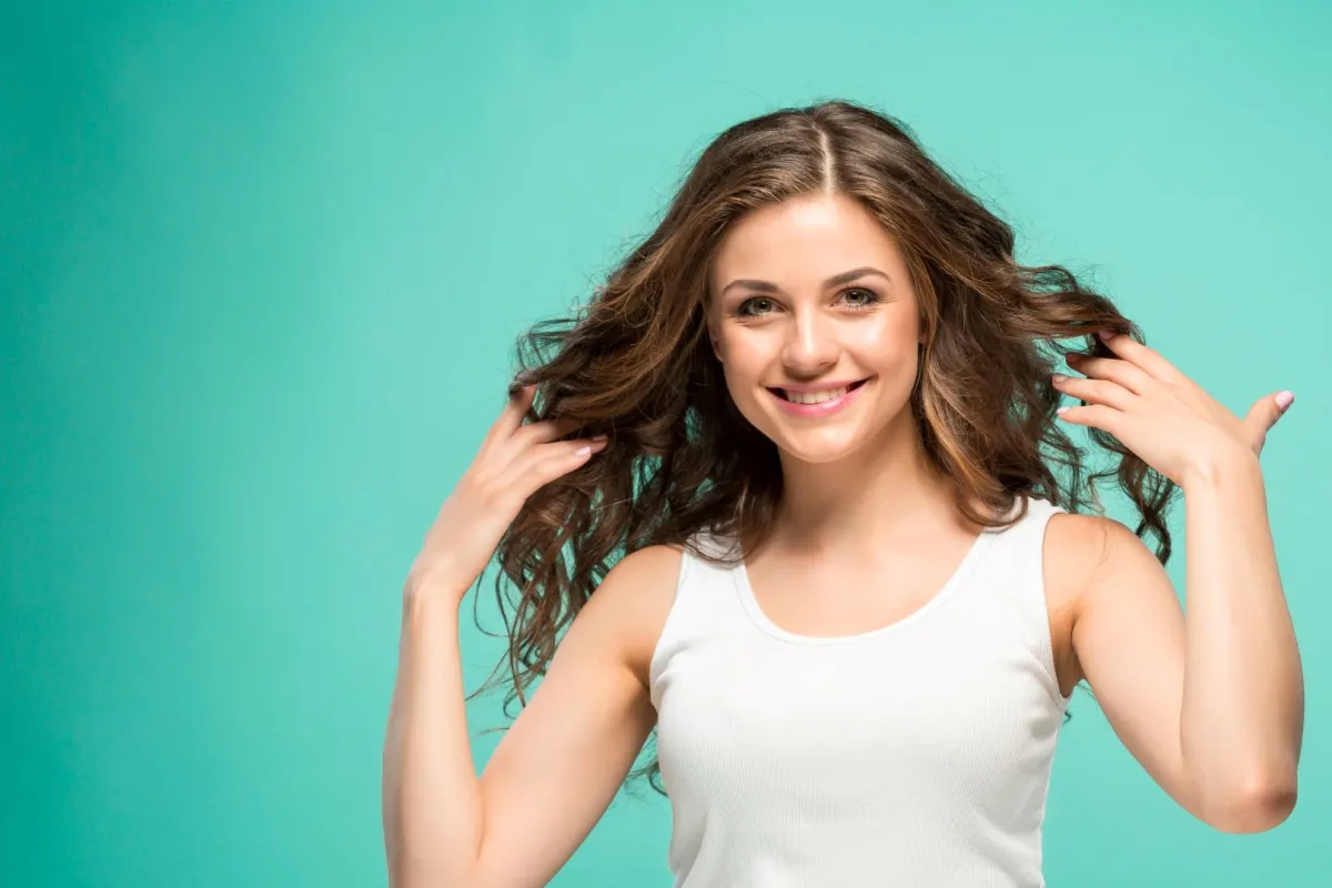 كيفية استخدام زيت الجوجوبا للشعر