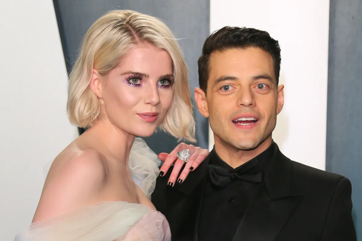رامي مالك ولوسي بوينتون  Lucy Boynton and Rami Malek (مصدر الصورة:  AFP / Jean-Baptiste Lacroix)