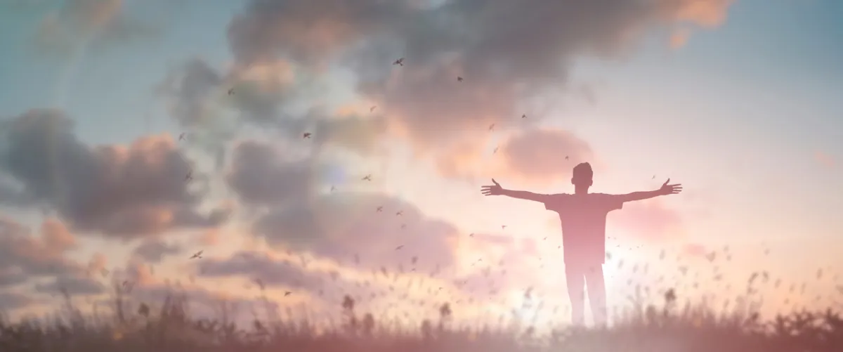 صورة لمراهق يثق بنفسه