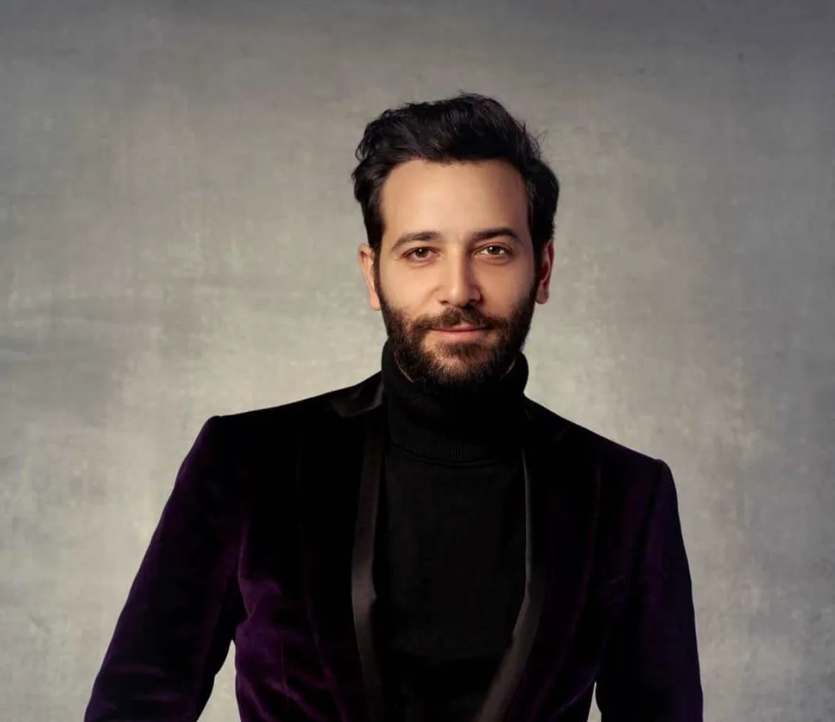 كريم قاسم -الصورة من صفحته الرسمية على الفيس بوك