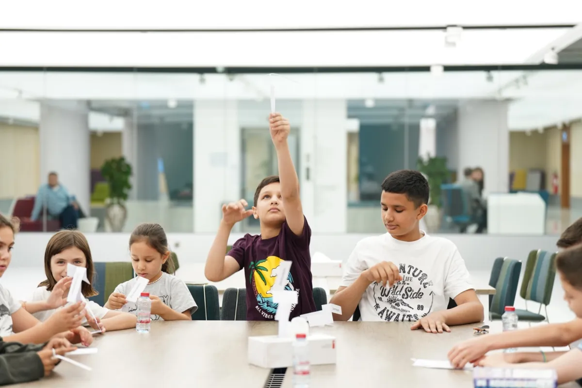 برنامج ورش تبسيط العلوم لتوعية الصغار