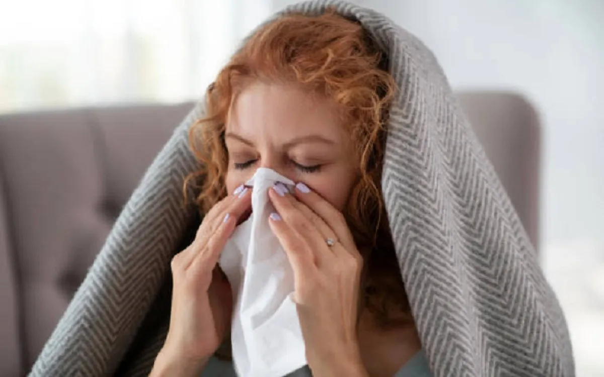 علاج نزلة البرد الصيفية في المنزل بفعالية (المصدر: Pexels)
