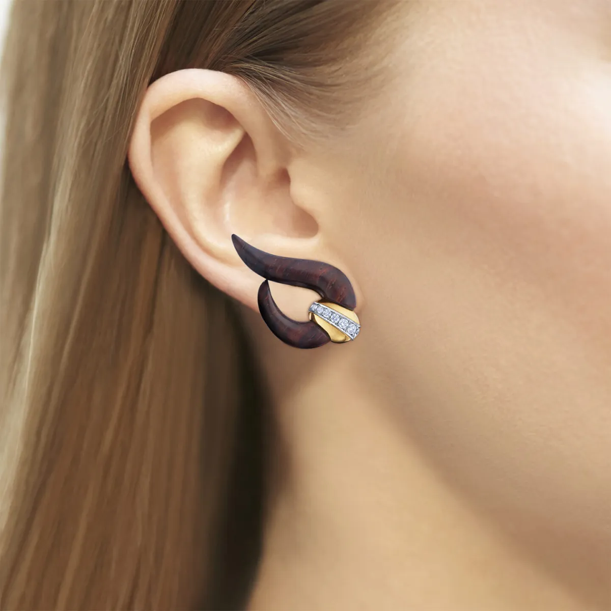 أقراط Wood and Gold Loop Earring من فريد لايتون