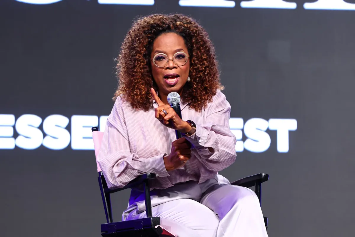 أوبرا وينفري (Oprah Winfrey). مصدر الصورة: Arturo Holmes/Getty Images FOR ESSENCE/AFP