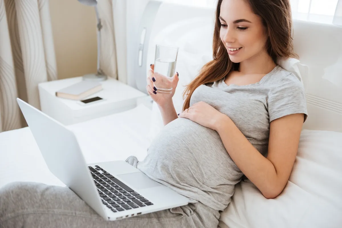 صورة لحامل تشرب الماء