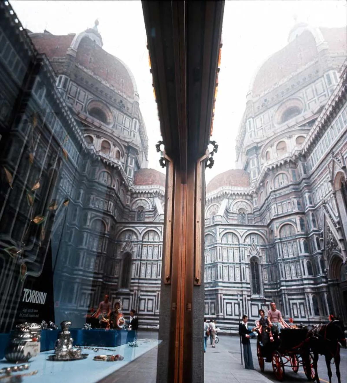 متجر توريني 1369 التاريخي في فلورنسا- الصورة من أرشيف وموقع دار توريني