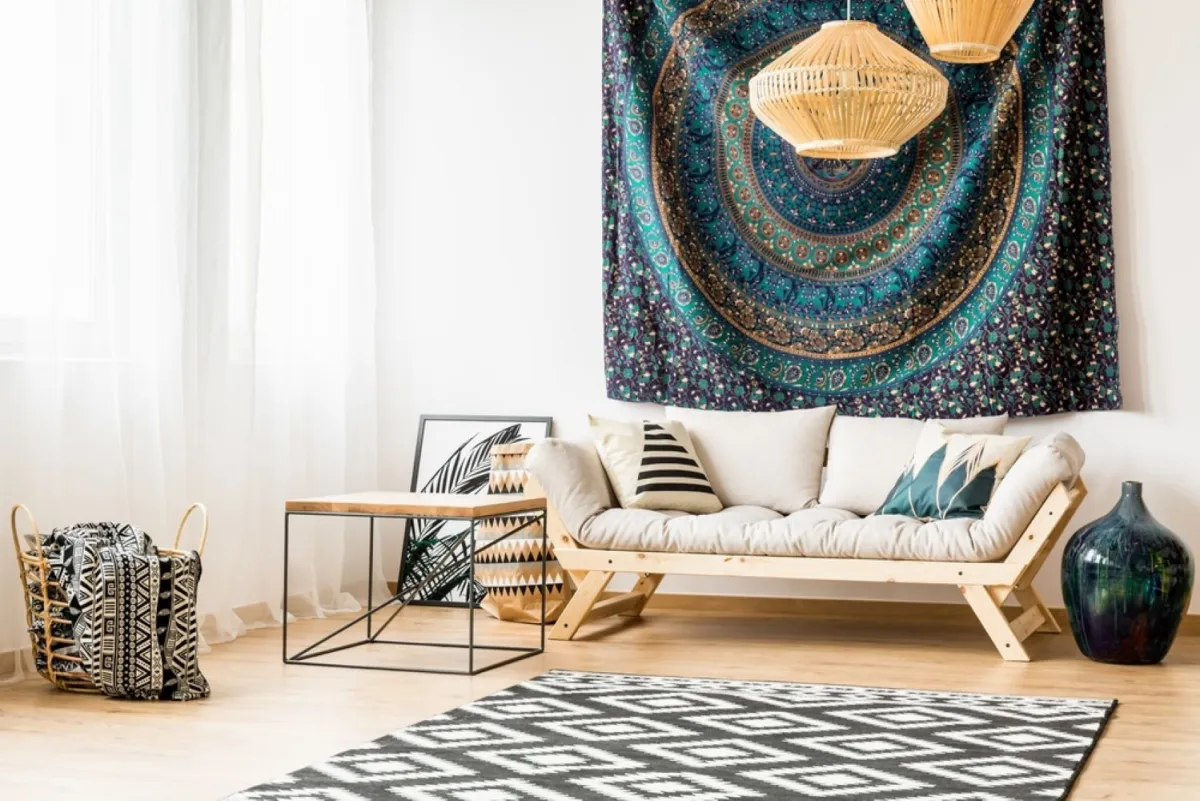 سجادة تجمّل الجدار، في غرفة الجلوس