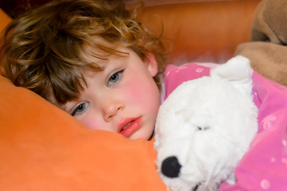 صورة لطفلة تعاني مضاعفات السكري