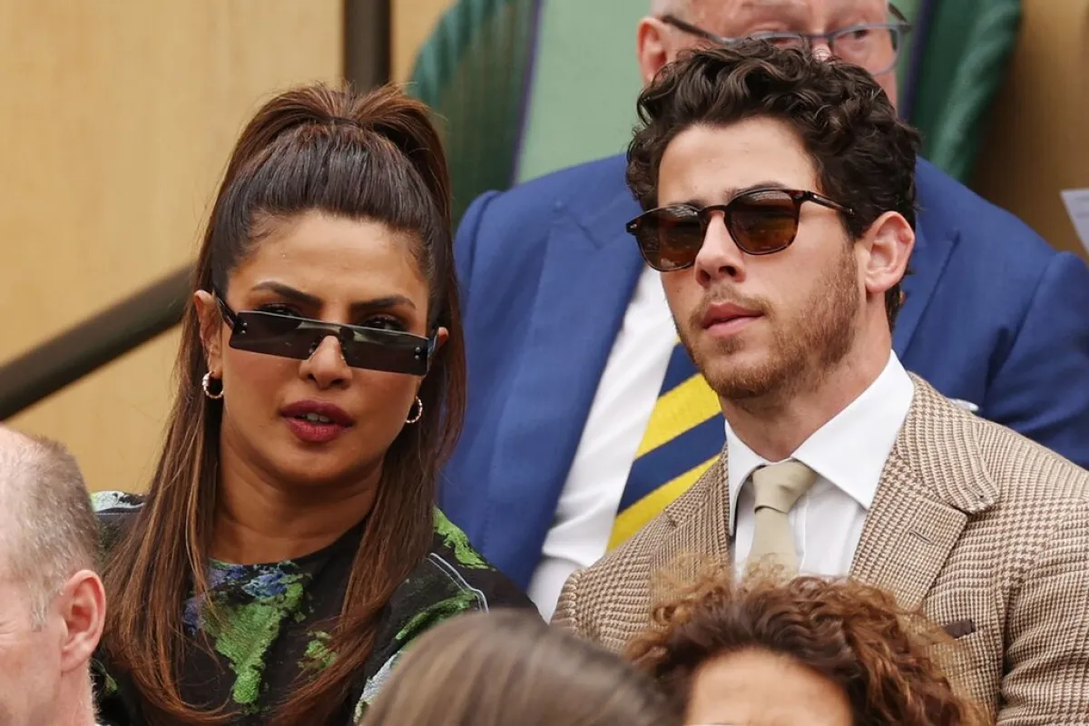 نيك جوناس وبريانكا شوبرا (مصدر الصورة: Adrian DENNIS / AFP)