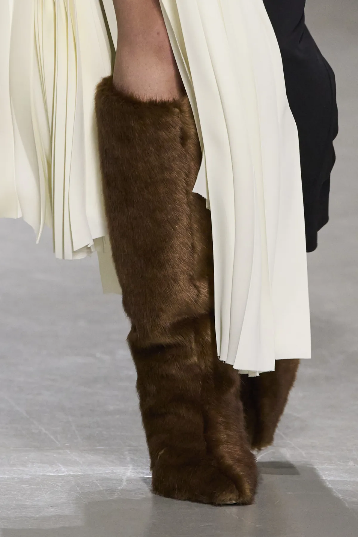 البوت في خريف 2023