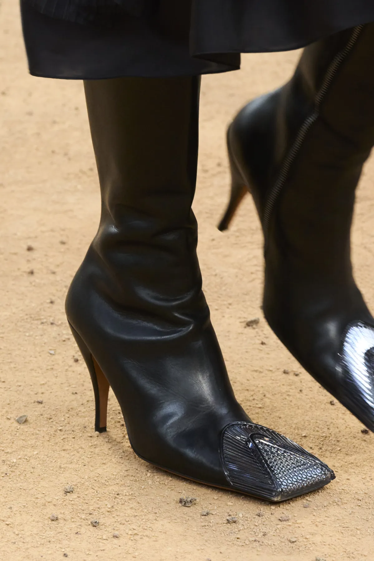 البوت في خريف 2023