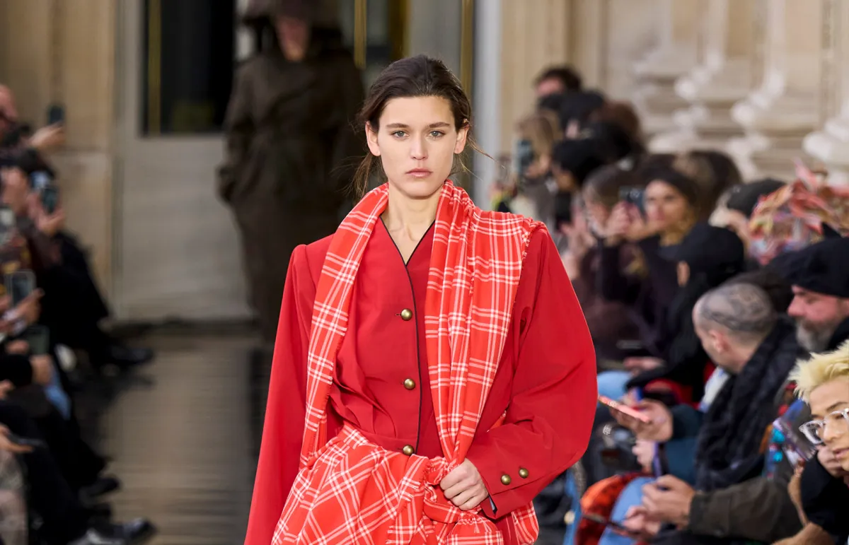 زيّ عابر للقارات SCHOOL UNIFORM