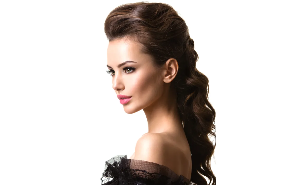 أحدث تسريحات راقية للمناسبات والحفلات 