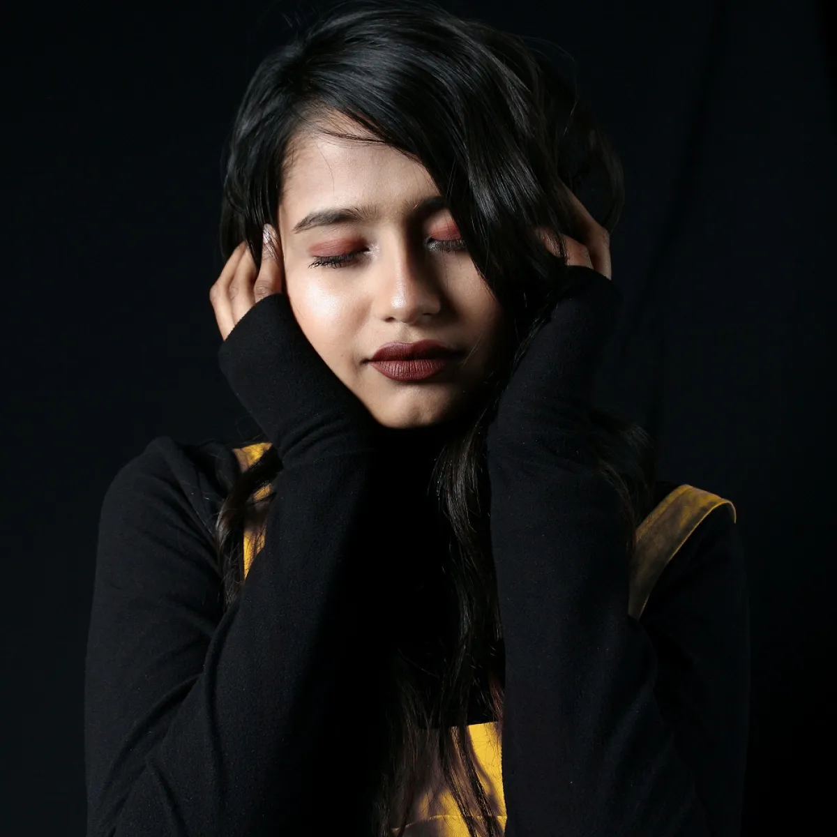 تأثير الموسيقى الحزينة على النفسية (المصدر: pexels)