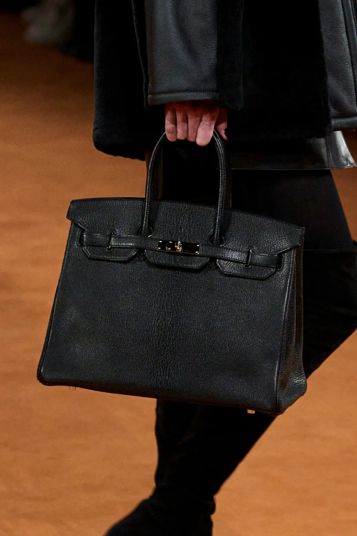 Hermes F23 الصورة من موقع Launchmetrics/Spotlight©  