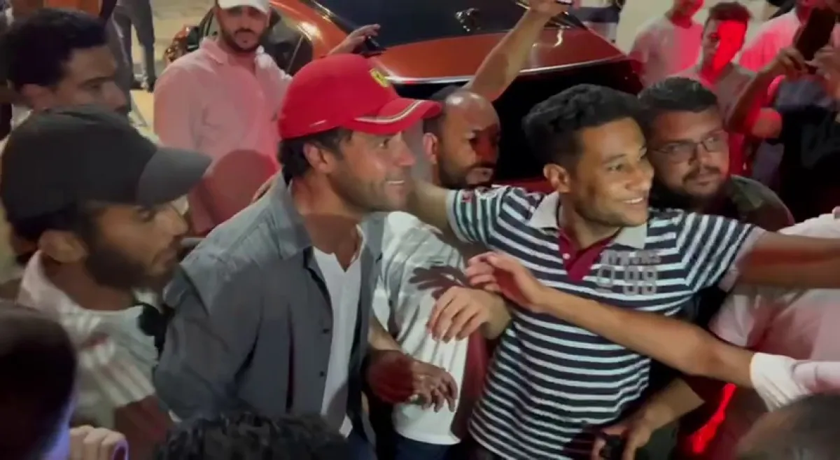 محمد إمام وسط جمهور الغردقة - الصورة من مكتبه الإعلامي