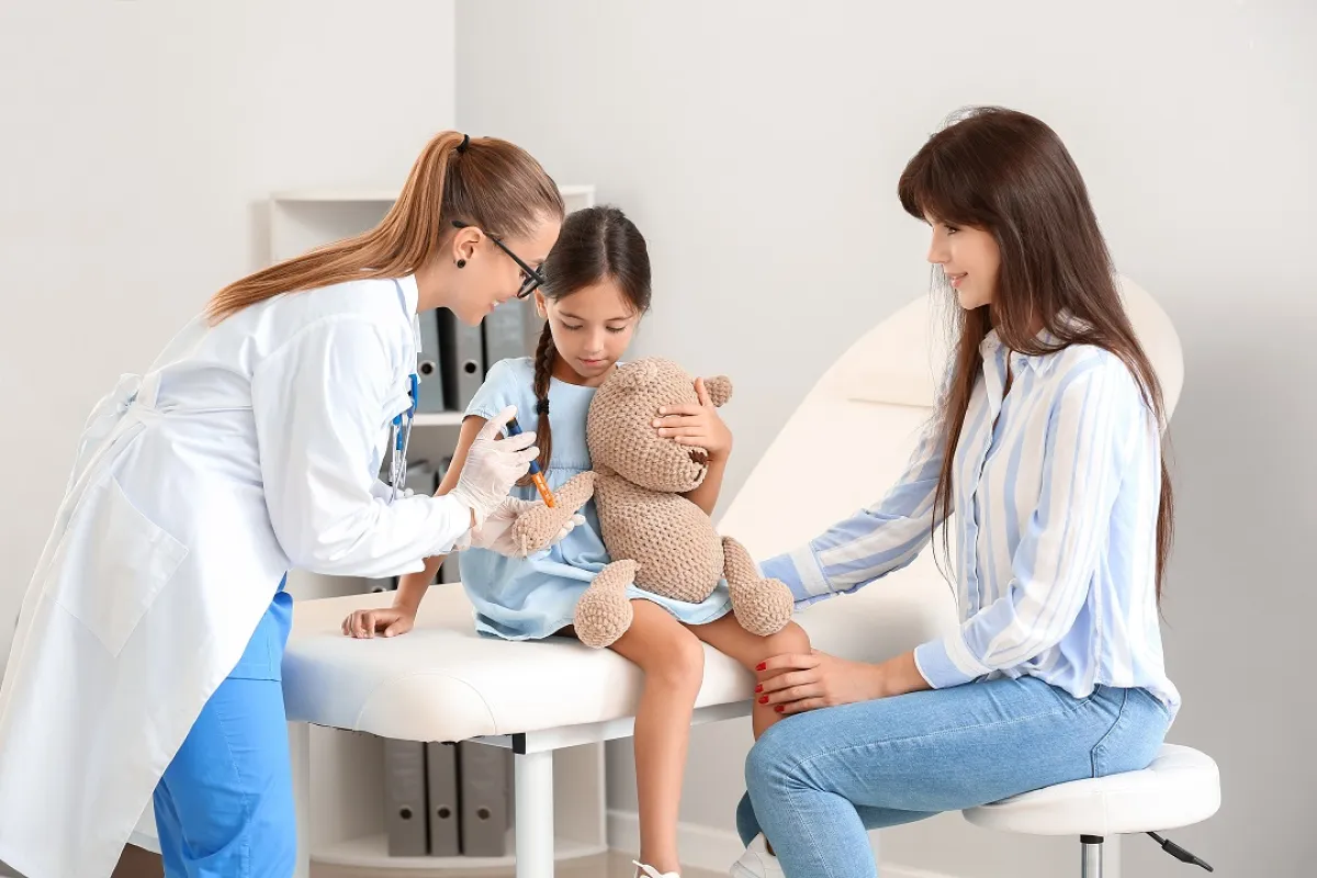 صورة لطفلة مريضة بالسكري