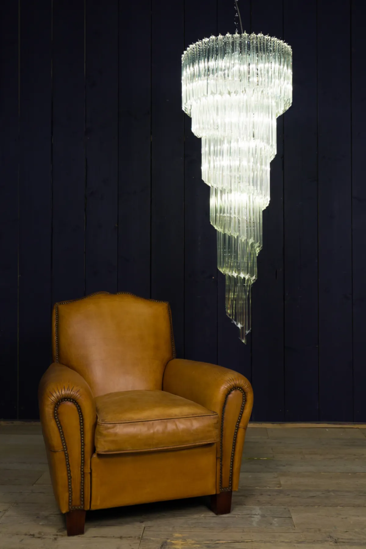 ثريا من زجاج المورانو