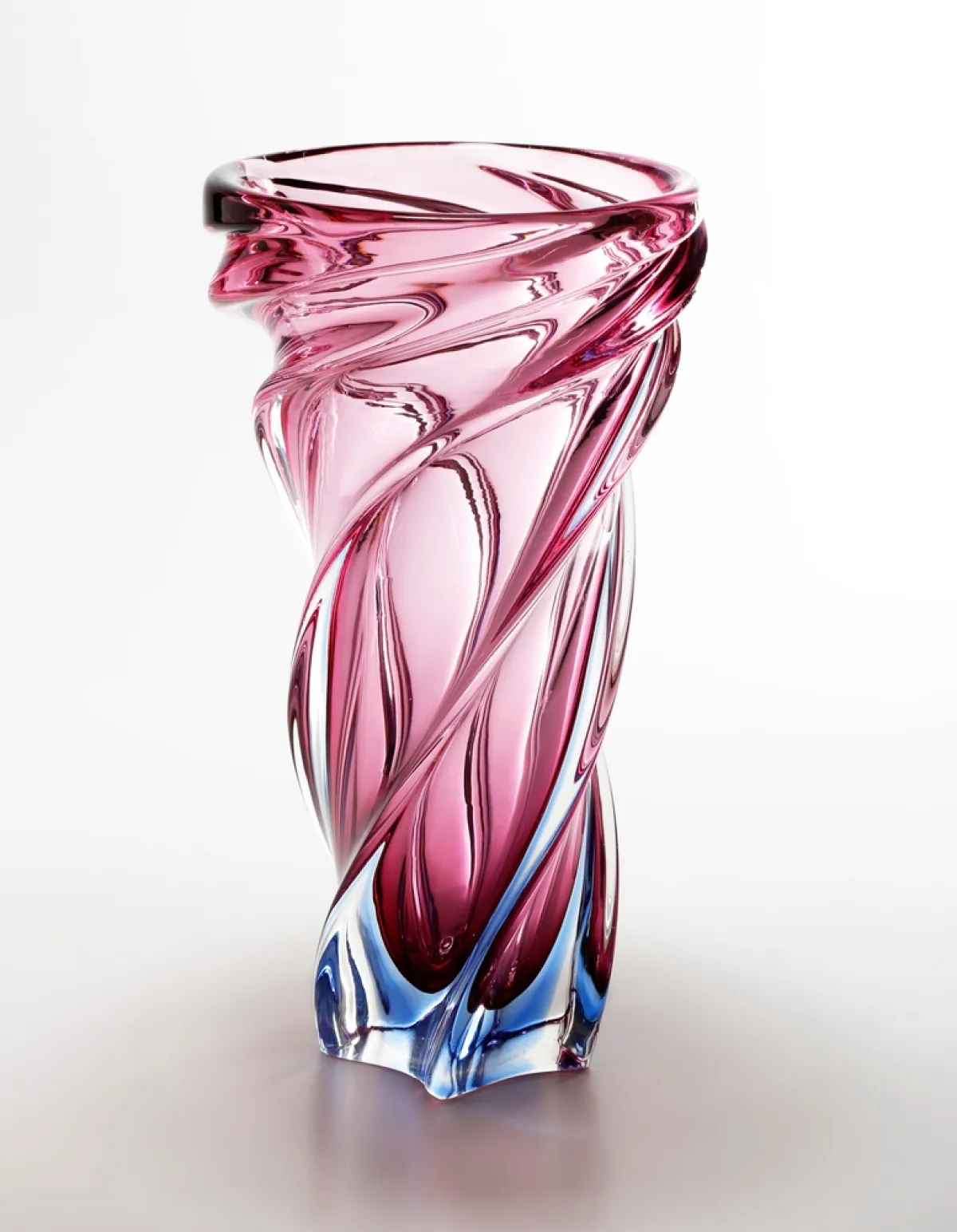 مزهرية مصنوعة من زجاج المورانو