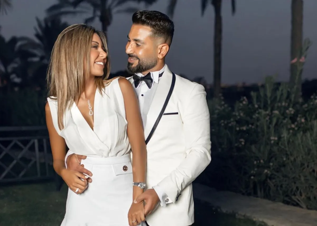 أحمد سعد وعلياء بسيوني - الصورة من حسابه على الفيس بوك