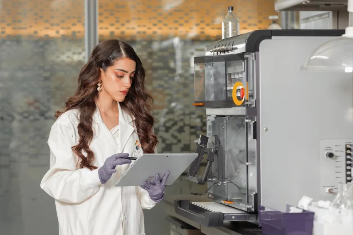 باحثة سعودية تفوز بجائزة "لوريال- اليونسكو" للنساء في مجال العلوم - الصورة من موقع كاوست على الإنترنت