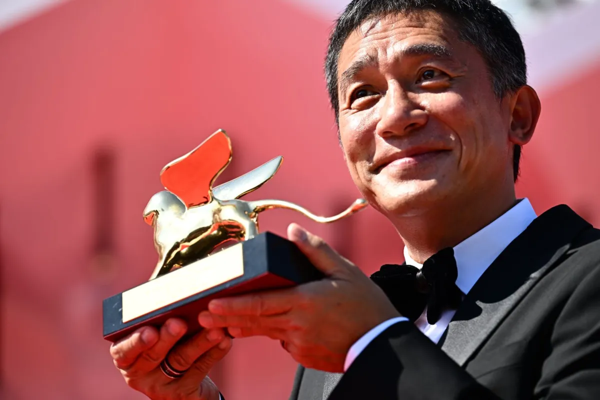 توني ليونغ تشيو واي (Tony Leung Chiu-wai). مصدر الصورة: GABRIEL BOUYS / AFP