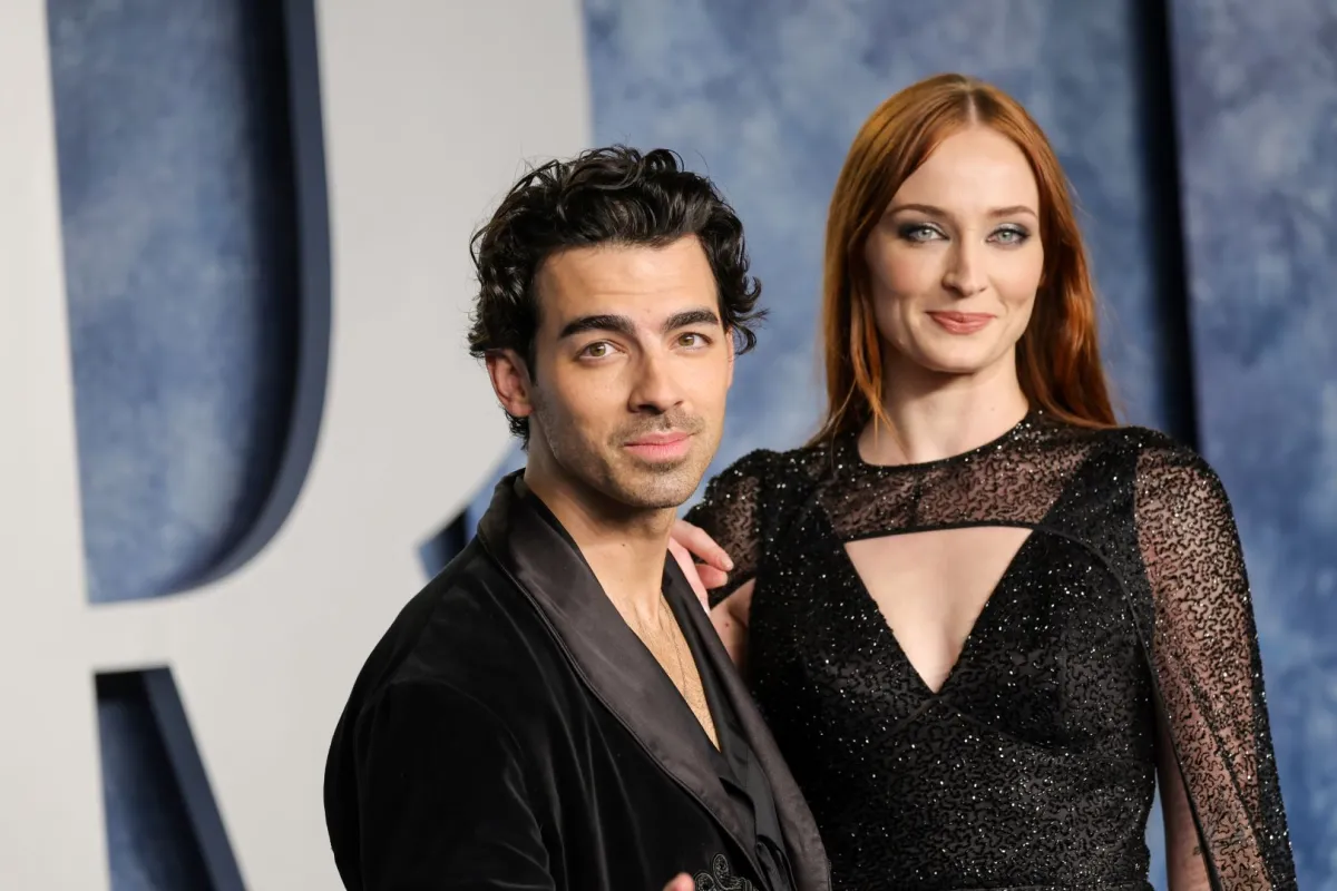 جو جوناس وصوفي تيرنر ( Joe Jonas and Sophie Turner). مصدر الصورة: Amy Sussman/Getty Images/AFP