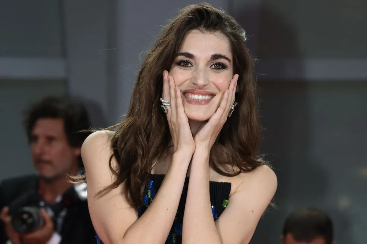 مهرجان فينيسيا السينمائي 80، الممثلة الإيطالية Pilar Fogliati مصدر الصورة  Marilla SiciliaArchivio Marilla SiciliaMondadori PortfolioGetty Images