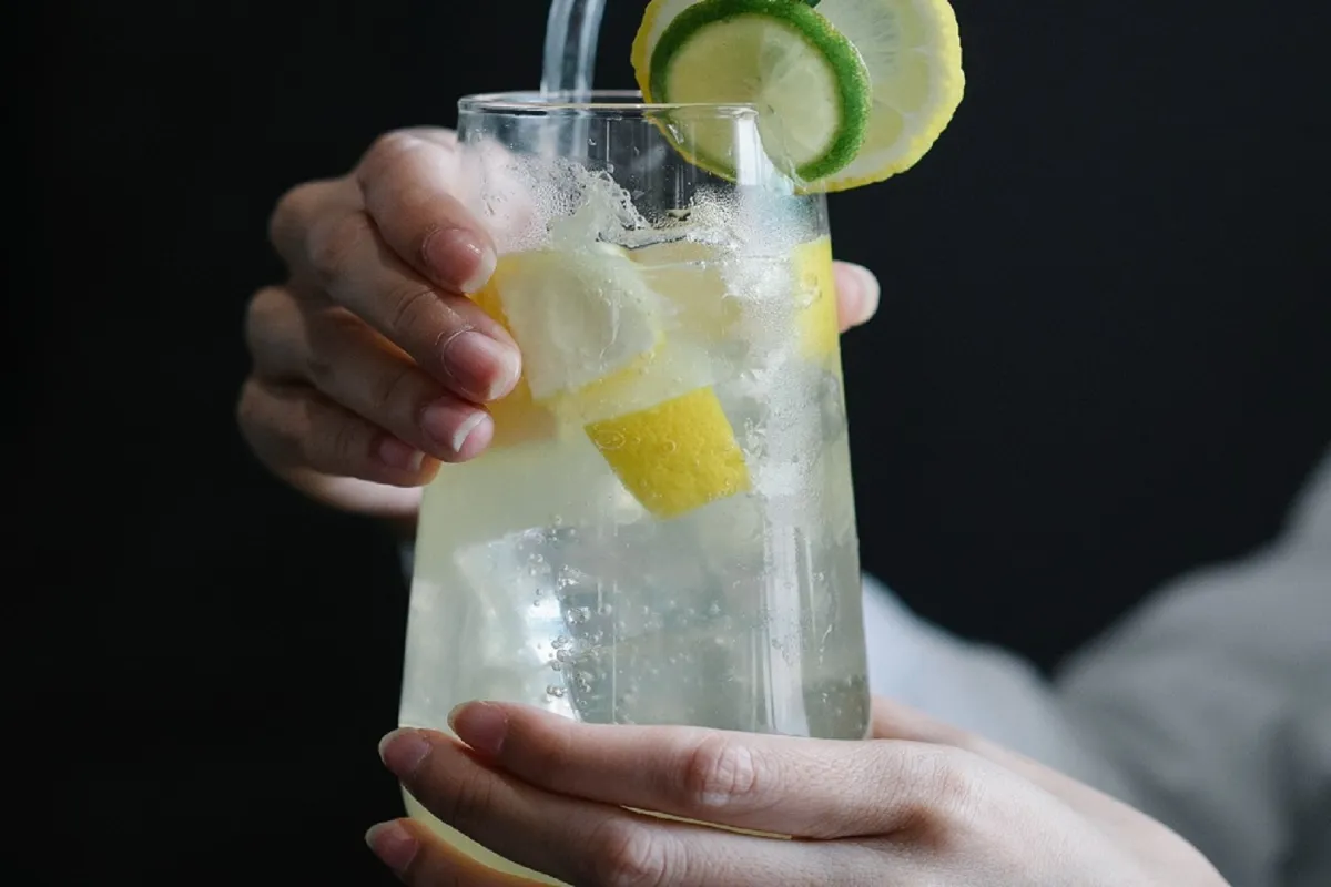 مشروبات لإنقاص الوزن (المصدر: Pexels)