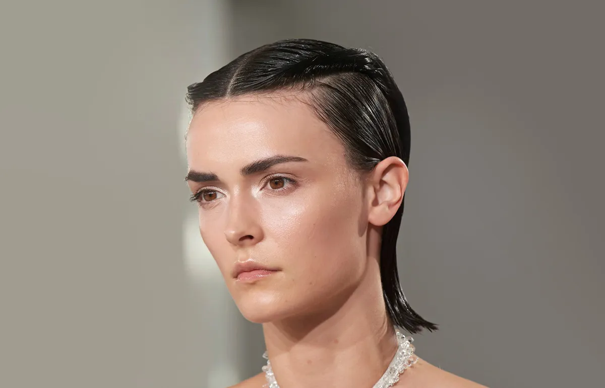 تسريحات شعر من عرض أزياء دار غوراف غوبتا