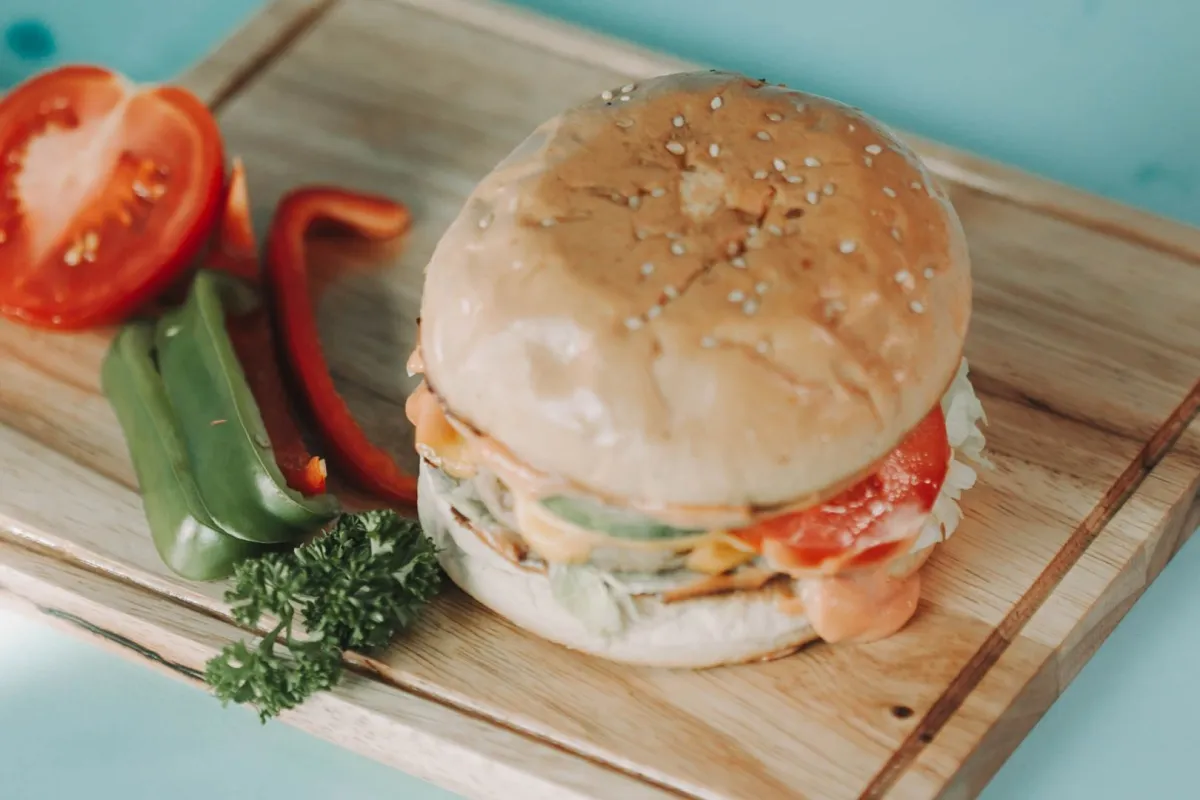 من اخترع الساندويتش؟ 