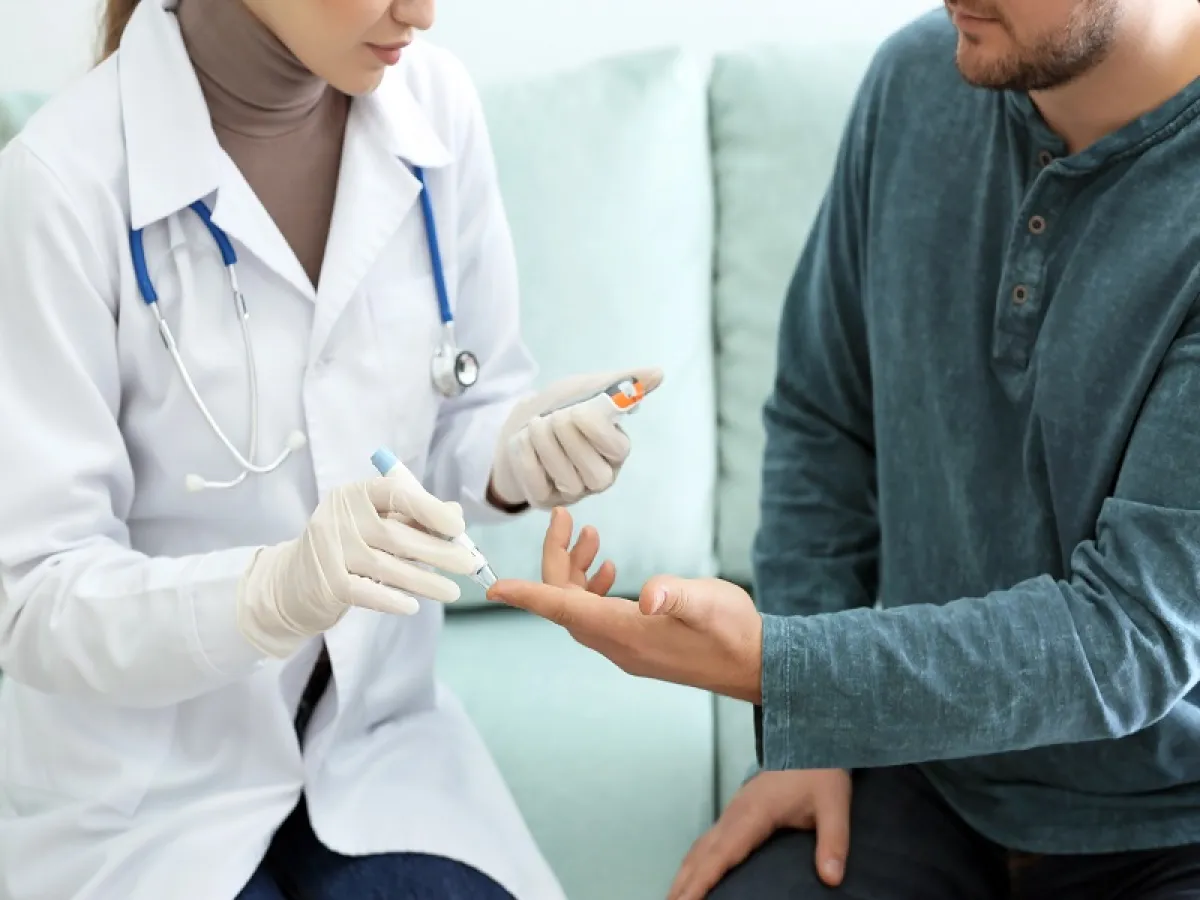 يؤدي مرض السكري إلى ارتفاع نسبة السكر في الدم لدى الشخص بشكل كبير (المصدر: Adobe.Stock)