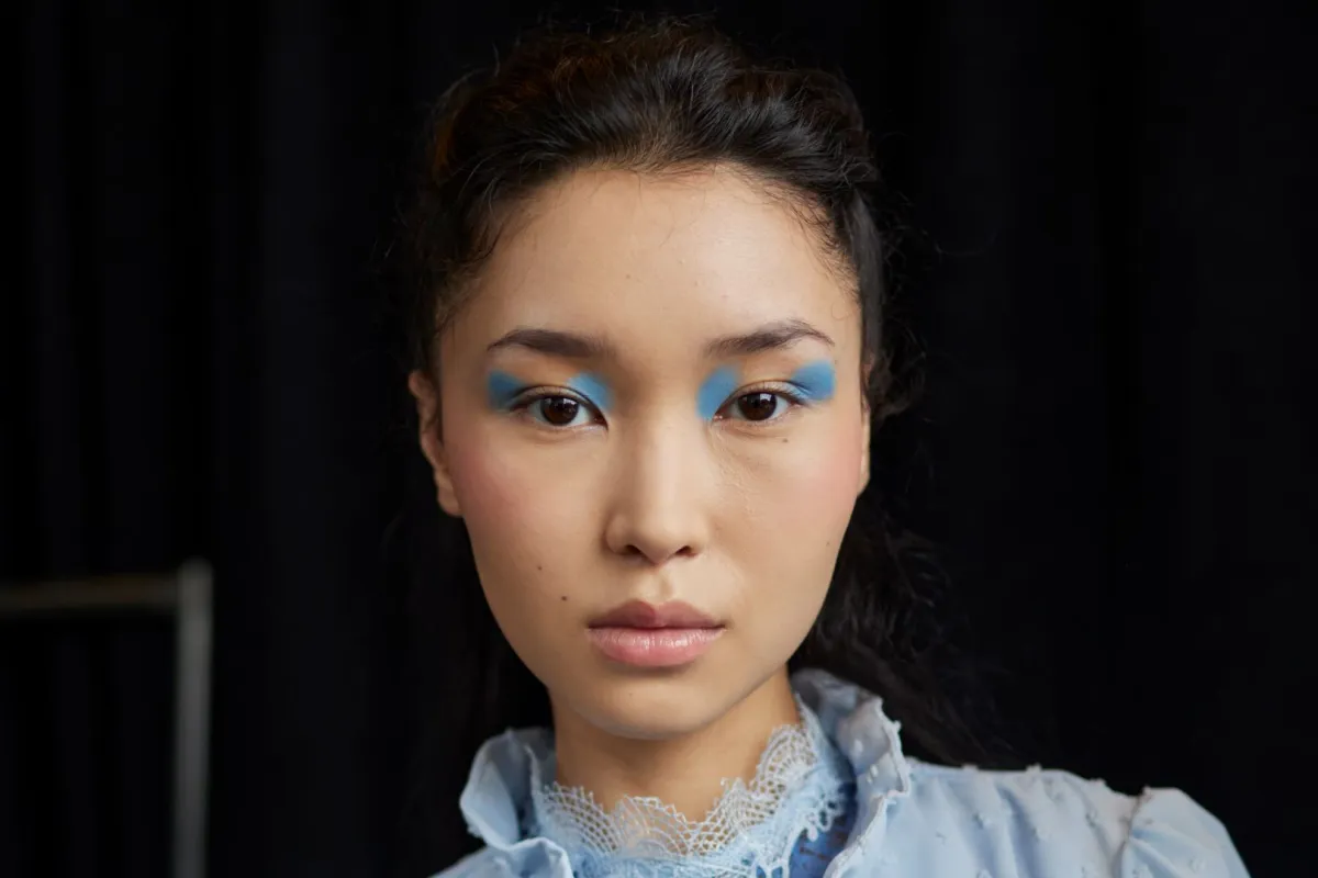 ألوان مكياج