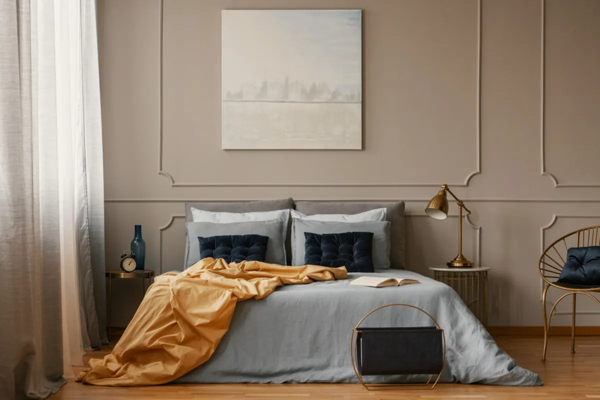 إكسسوارات مناسبة لغرفة النوم الزوجية