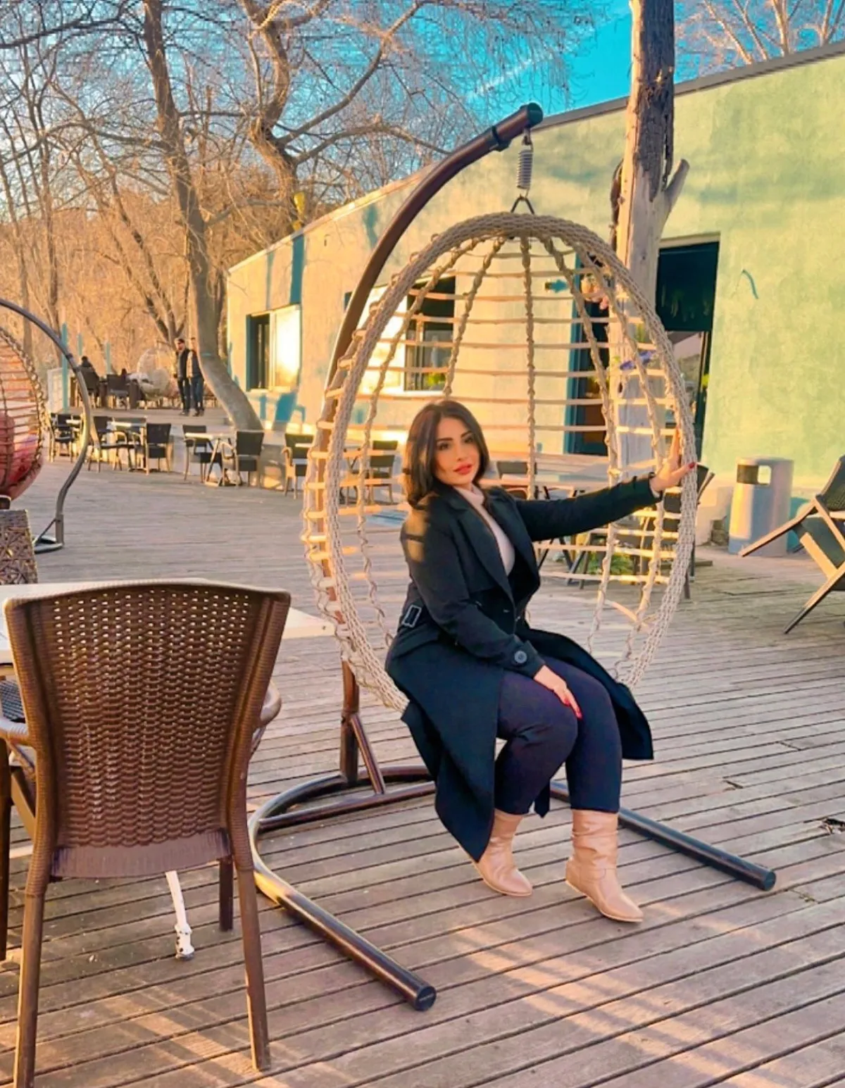 مي البلوشي- الصورة  من  حسابها على الانستغرام