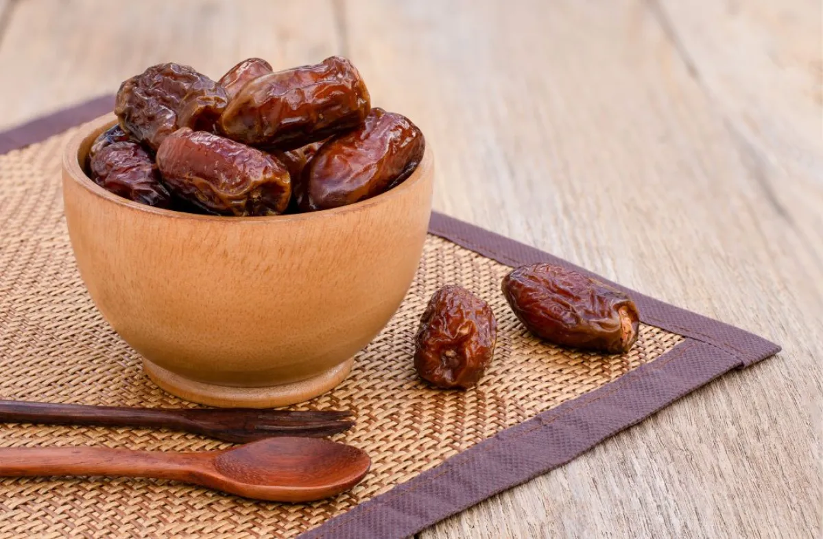 صورة لحبات التمر الشهية
