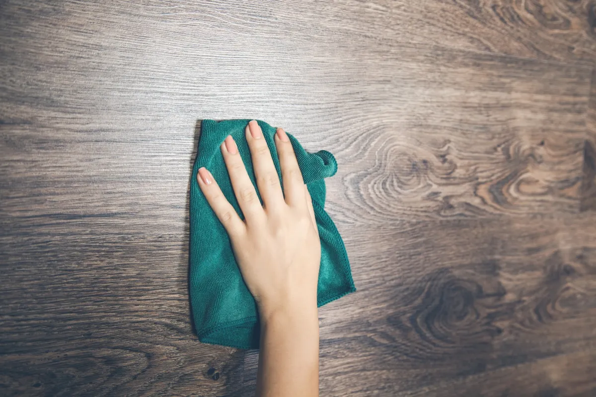 كيفية تلميع الخشب الطبيعي؟