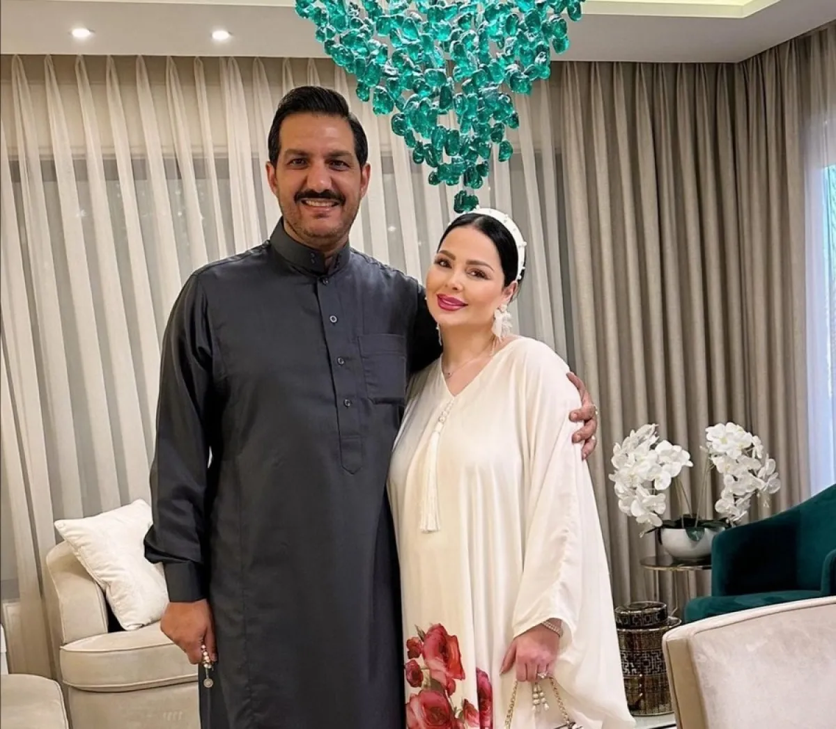  ديانا كرزون بصحبة زوجها الإعلامي معاذ العمري - الصورة من حساب ديانا كرزون على إنستغرام