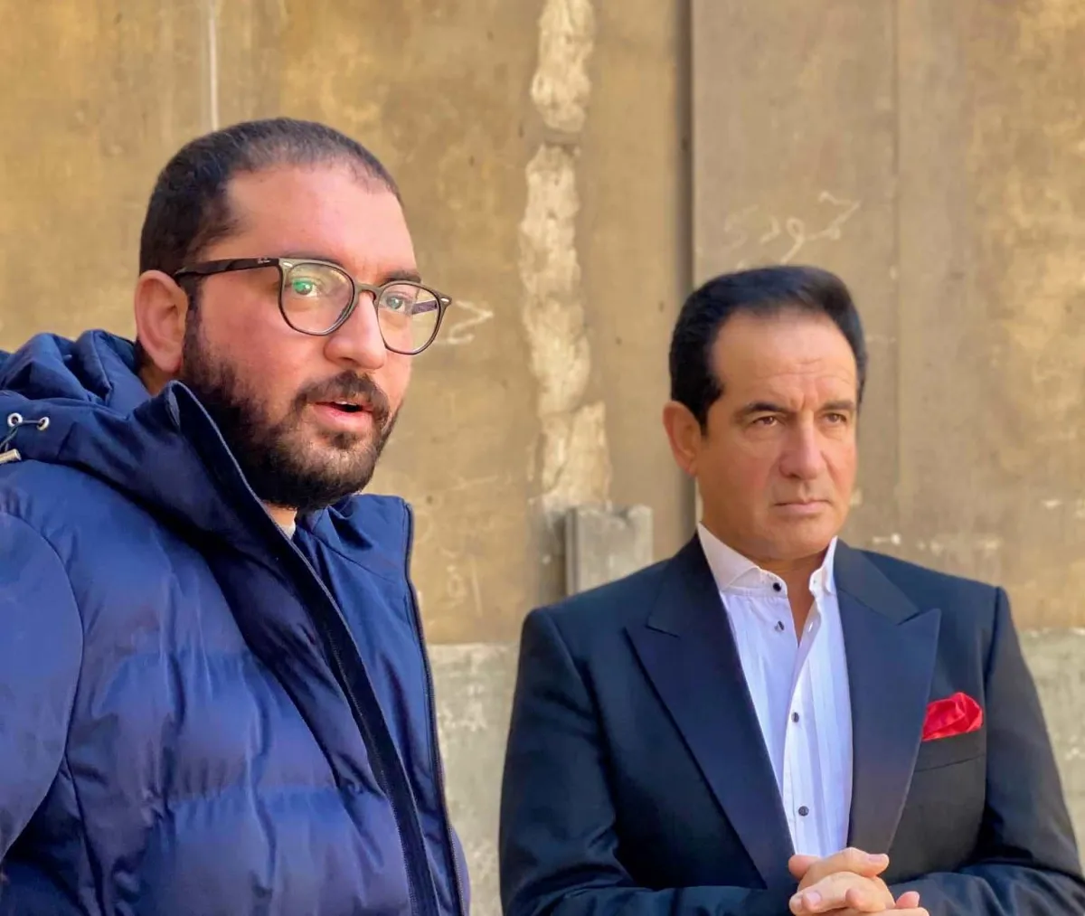 محمد ثروت وابنه أحمد - الصورة من حساب أحمد ثروت على الفيس بوك