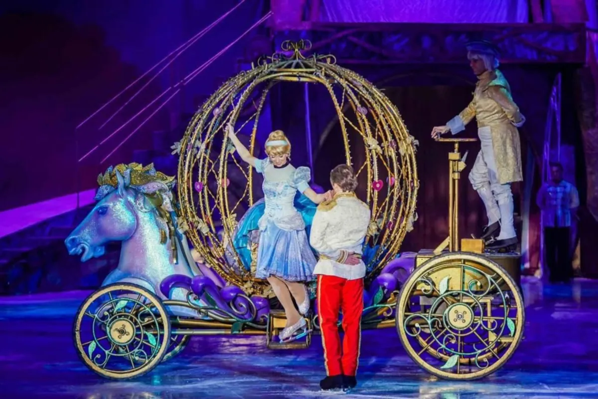 عالم ديزني العملاق