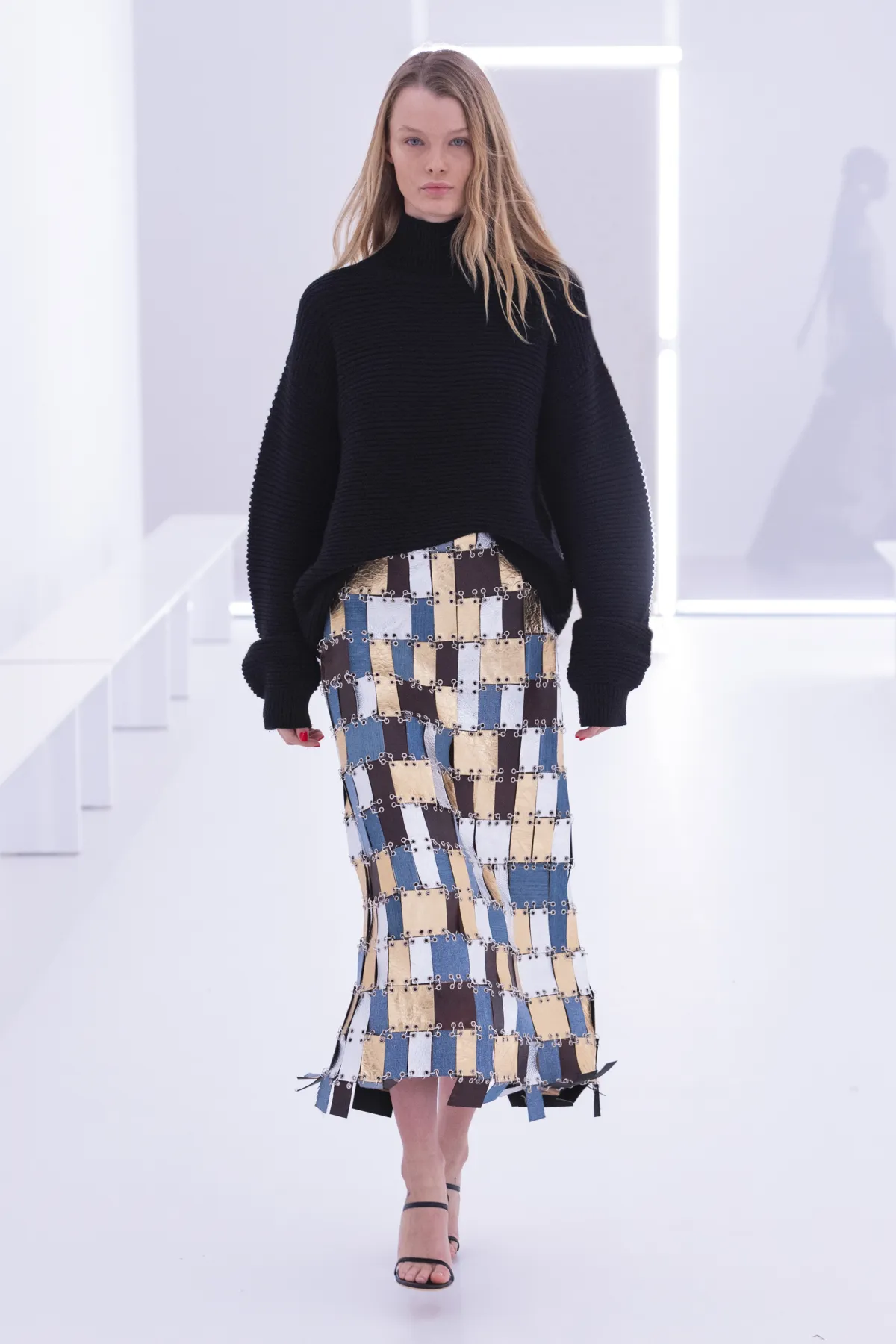 تنورة ميدي من Brandon Maxwell