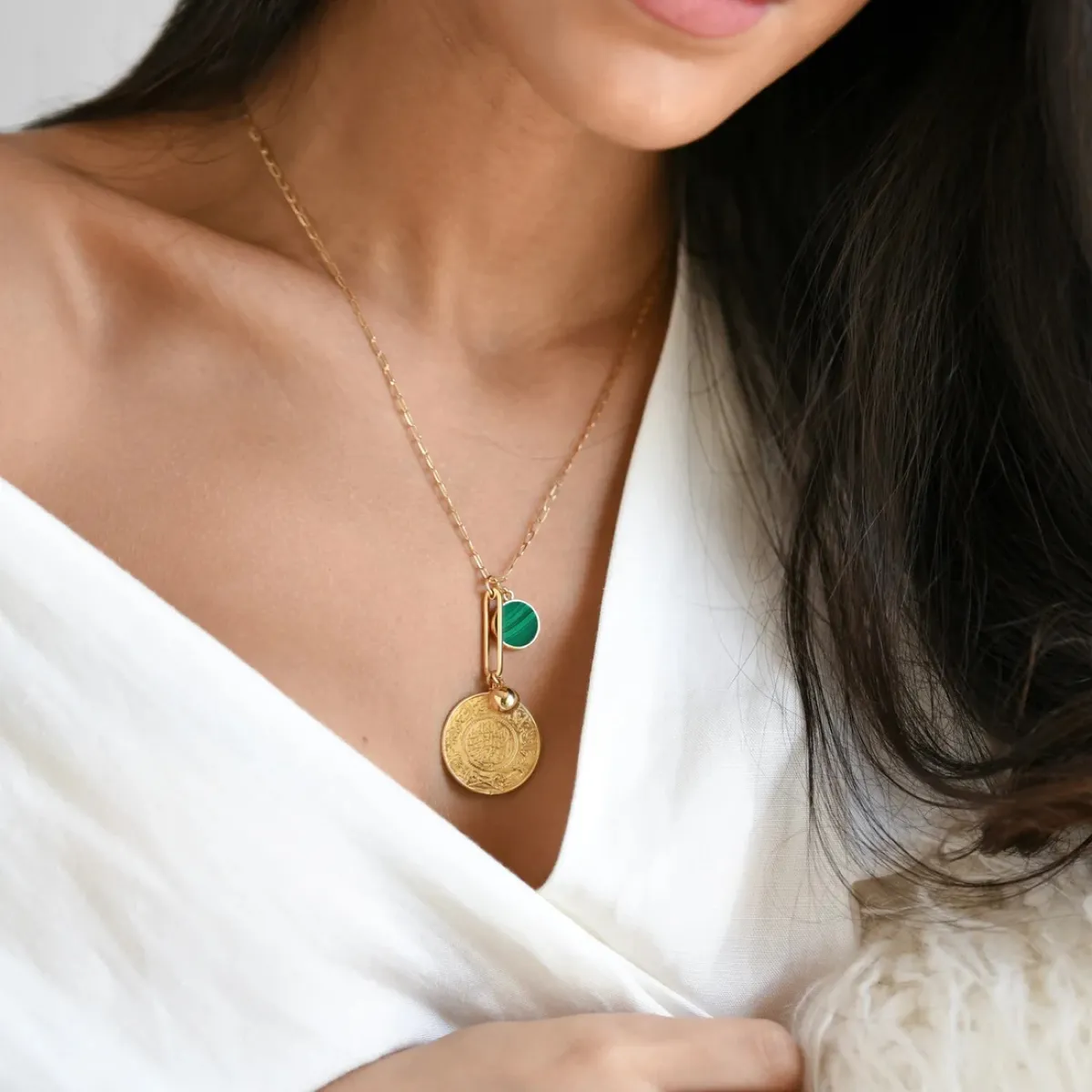 قلادة Saudi Gold Jeneh من ليليان إسماعيل Lillian Ismail 